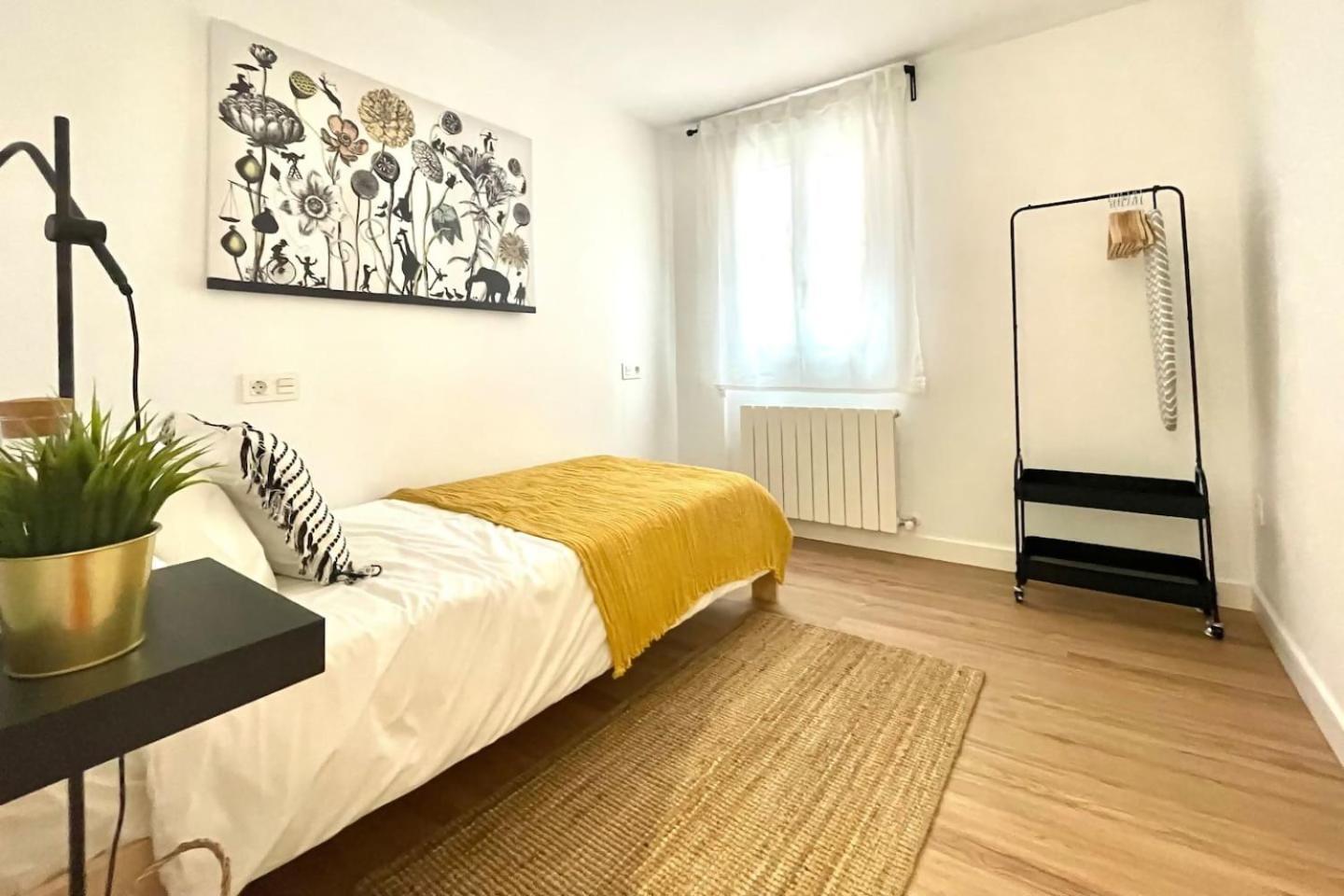 Moderno Apartamento Cerca Del Metro Bilbao Eksteriør bilde